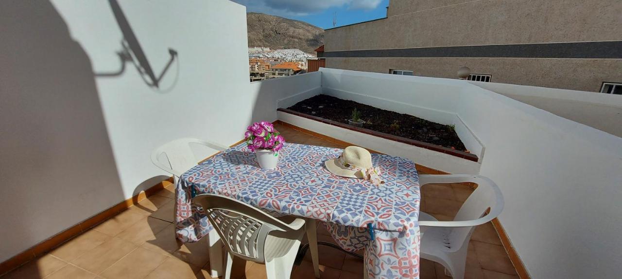 Los Cristianos Apartment, 1 Bedroom Wifi Free & Big Terrace Esterno foto