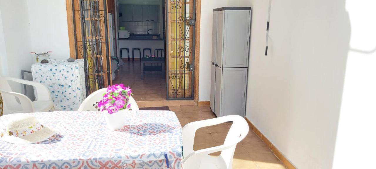 Los Cristianos Apartment, 1 Bedroom Wifi Free & Big Terrace Esterno foto